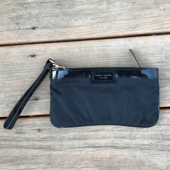 kate spade Handbags - Kate Spade ♠️ Black wristlet
